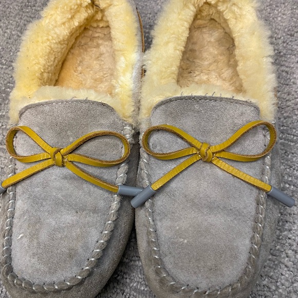 USED Everugg Ugg Eversheepskins Slippers, Light Grey, womens size 8 - Picture 2 of 7